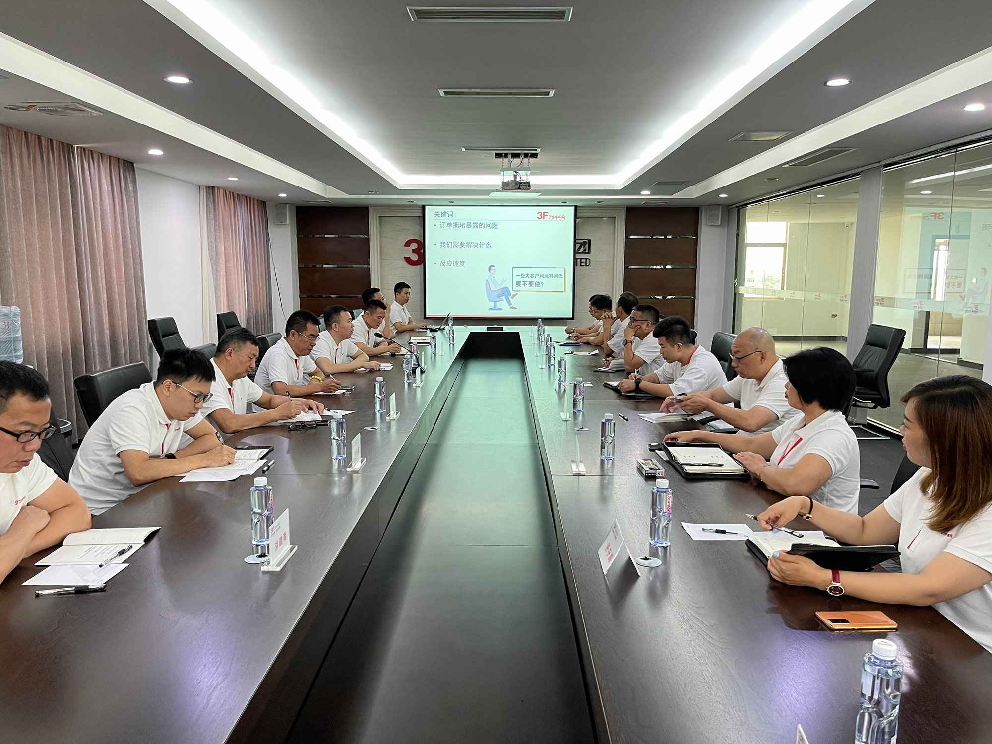 开云手机官方版在线入口-开云(中国)召开上半年总结暨下半年计划会议